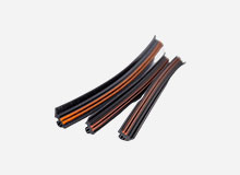 The rubber strip is aging and hard? High-quality rubber strip manufacturers introduce high-quality processing methods for you